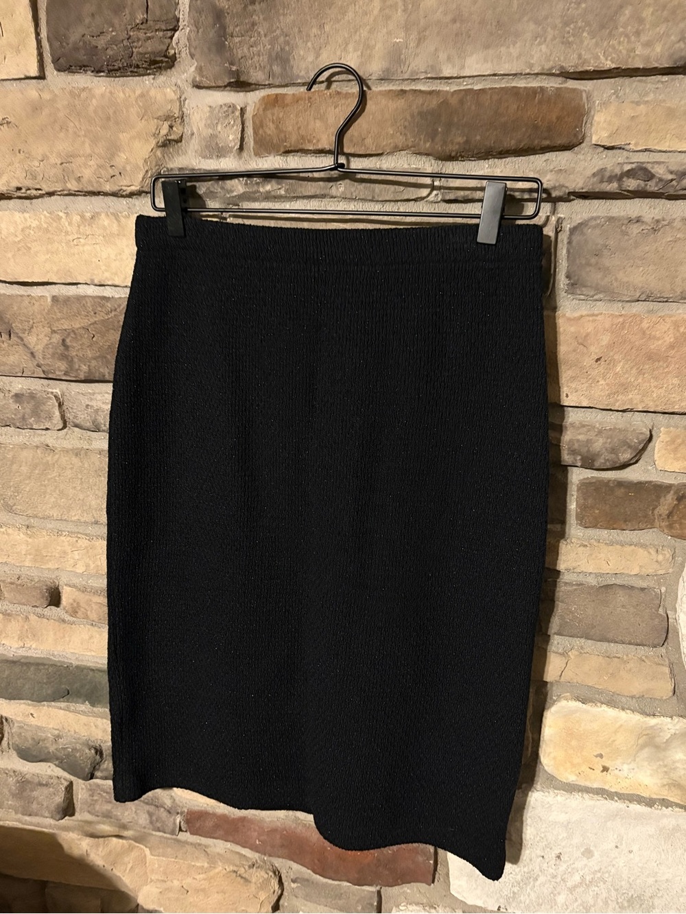 St.John Collection Classic Black Santana Knit Pencil Skirt-light shimmer- NWT